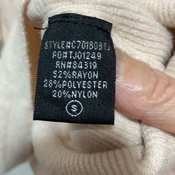 Lord & Taylor Blush funnel neck sweater - Picture 7 of 12